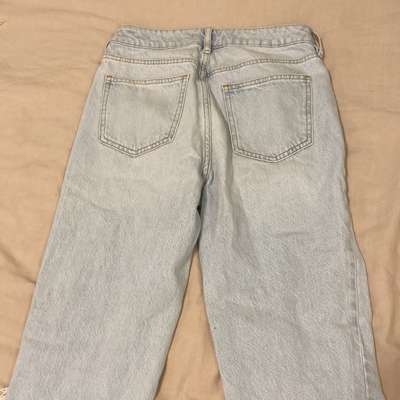 PacSun Light Wash Mom Jeans - Picture 4 of 4